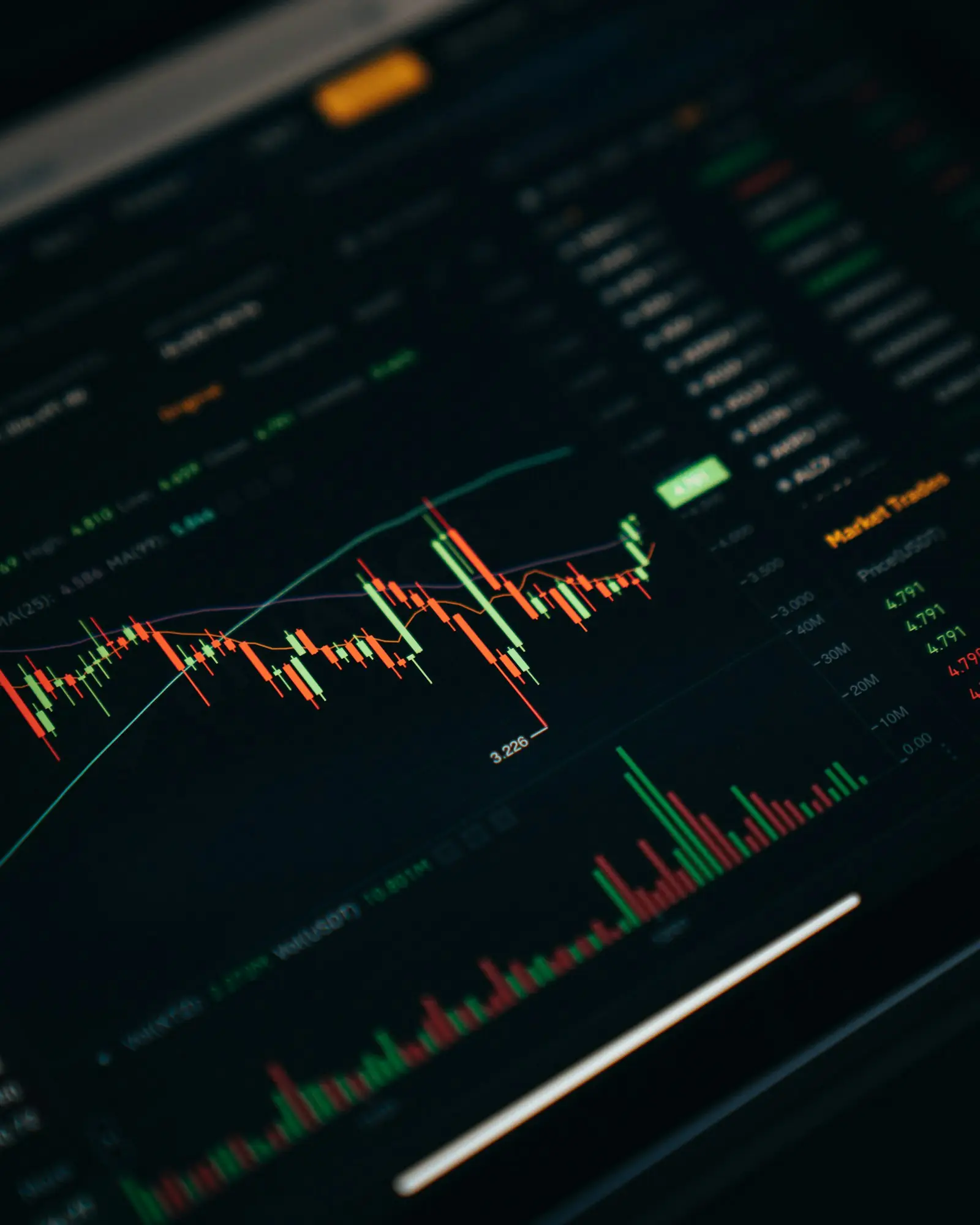 Morgan Stanley sets 0.14% fee on ETH and SOL staking ETFs