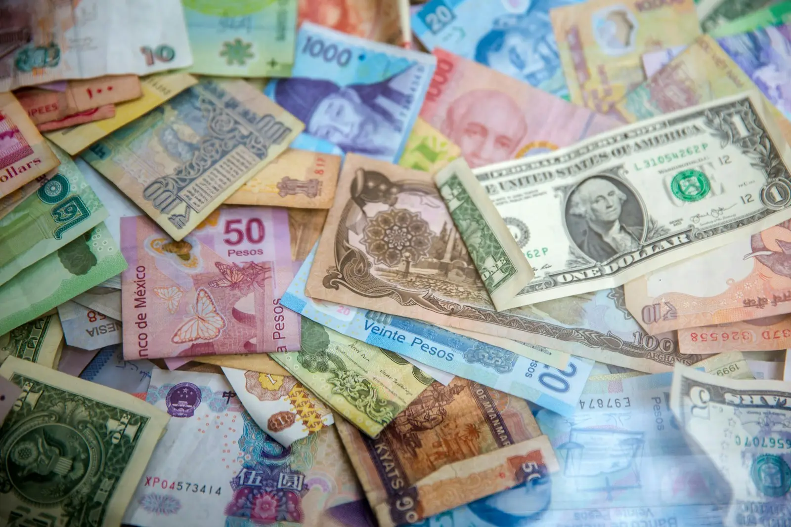 EUR/CHF to 0.9450 by Q4 2026: the franc-cap credibility test