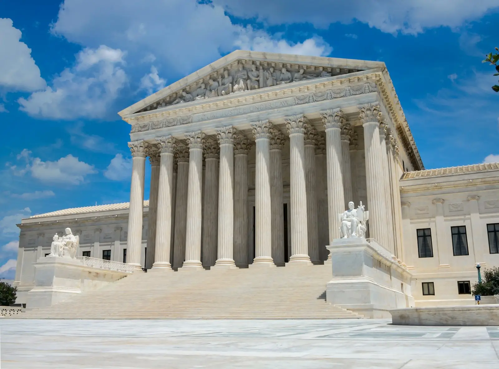 Event contracts split the CFTC from state gaming regulators