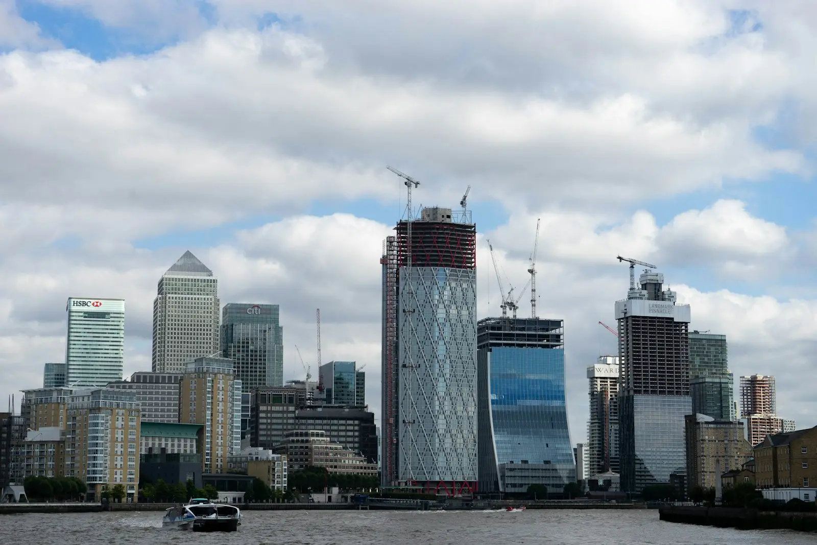 FCA final crypto rules set up the UK's October 2027 gateway