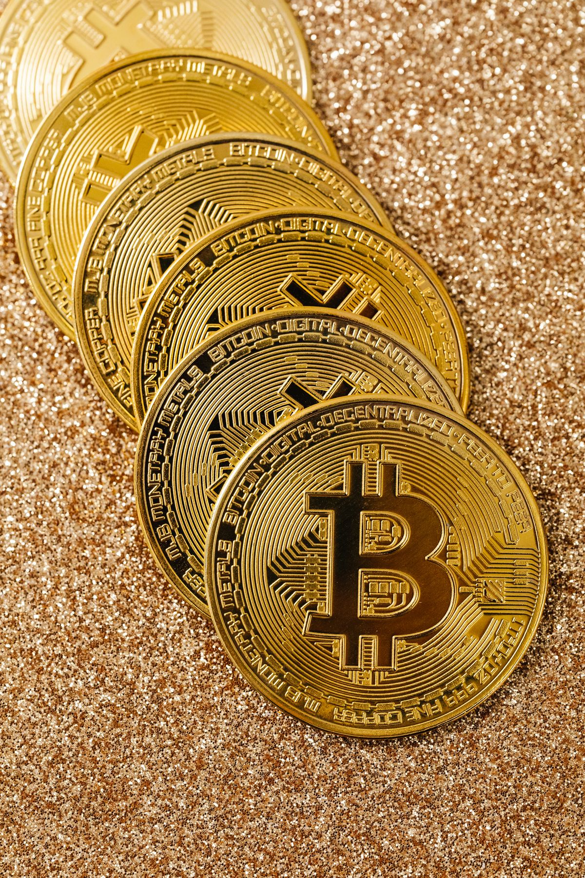 Poolin's $52m asset sale leaves 11,700 users short of $163m
