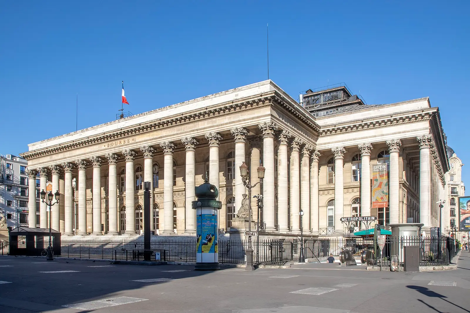 OAT–Bund to 105bp by end-Q1 2027: the rating-crossover case