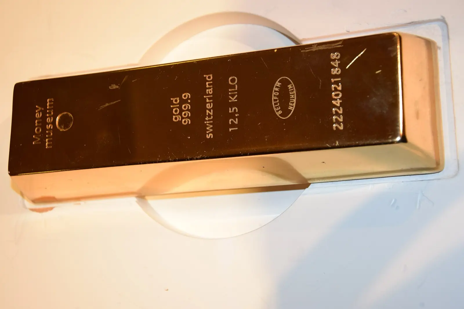 DGLD opens one-ounce PAMP gold on Solana via SwissBorg
