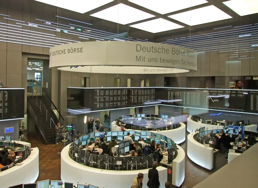 Euro Stoxx 50 to 6,040 by October 28: the live-hike case