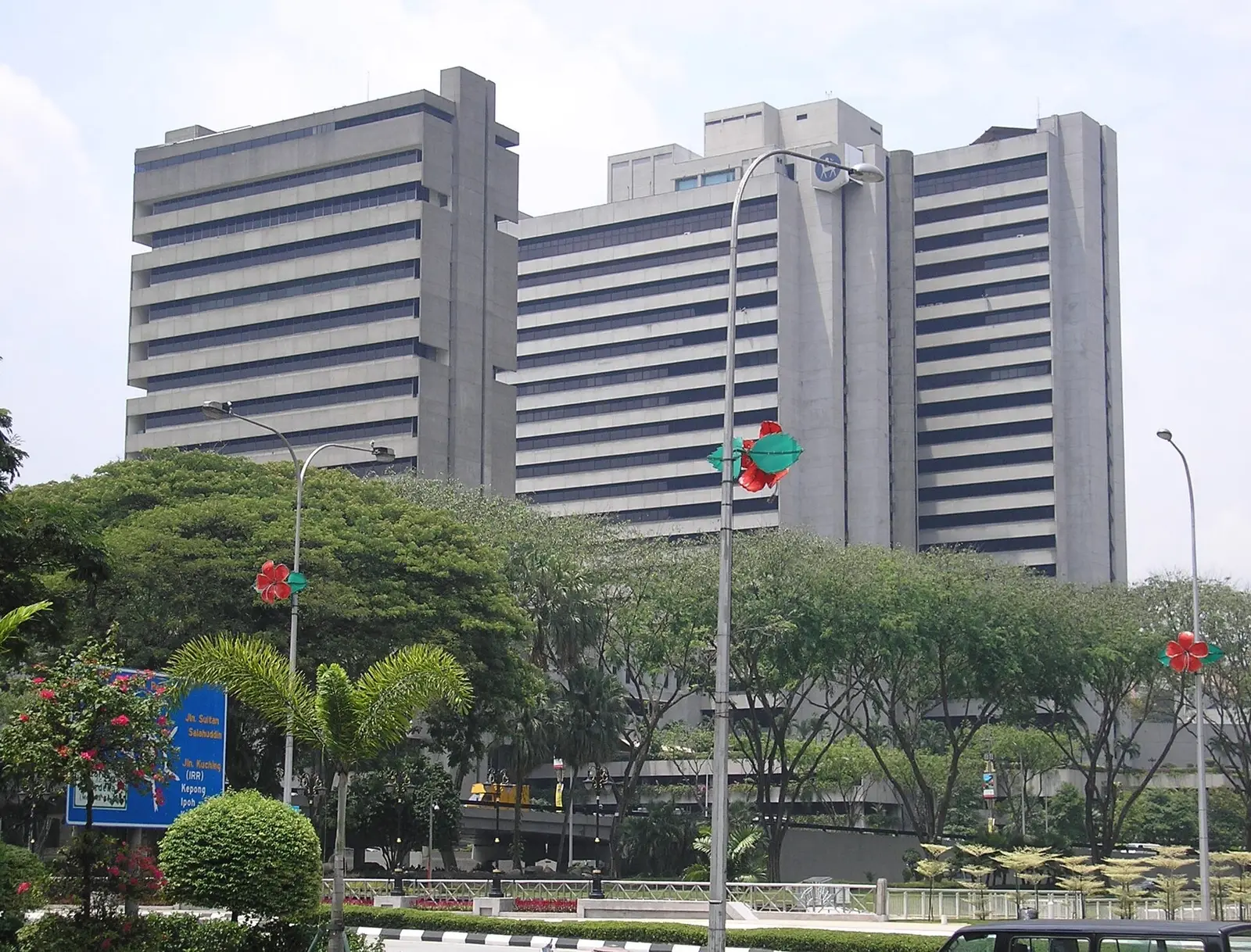 USD/MYR to 4.1050 by November 5 on post-hold drift
