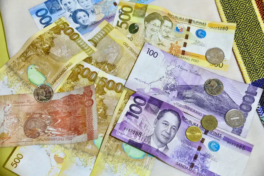 USD/PHP to 63.01 by October 22: the real-rate case