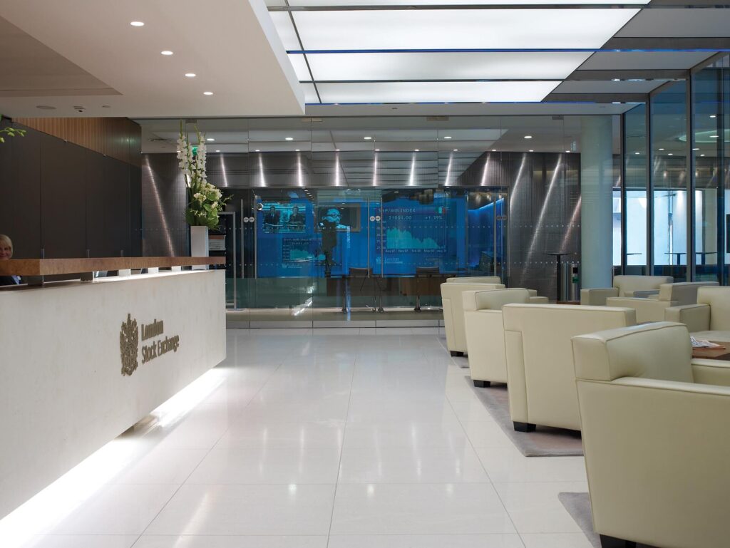 FCA finds three quarters of UK retail share trades are off-tick