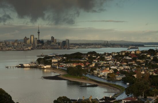 Kiwi Funded review: 12,800 funded traders on a six-week-old domain