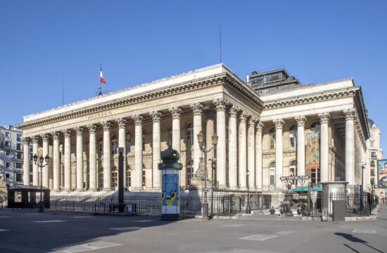 OAT–Bund to 105bp by end-Q1 2027: the rating-crossover case