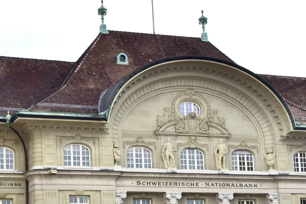 GBP/CHF to 1.11 by November: three BoE hike votes vs a 0% SNB